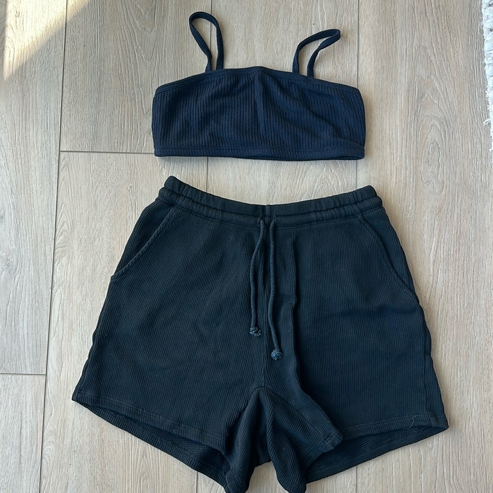 DONNI ribbed short set